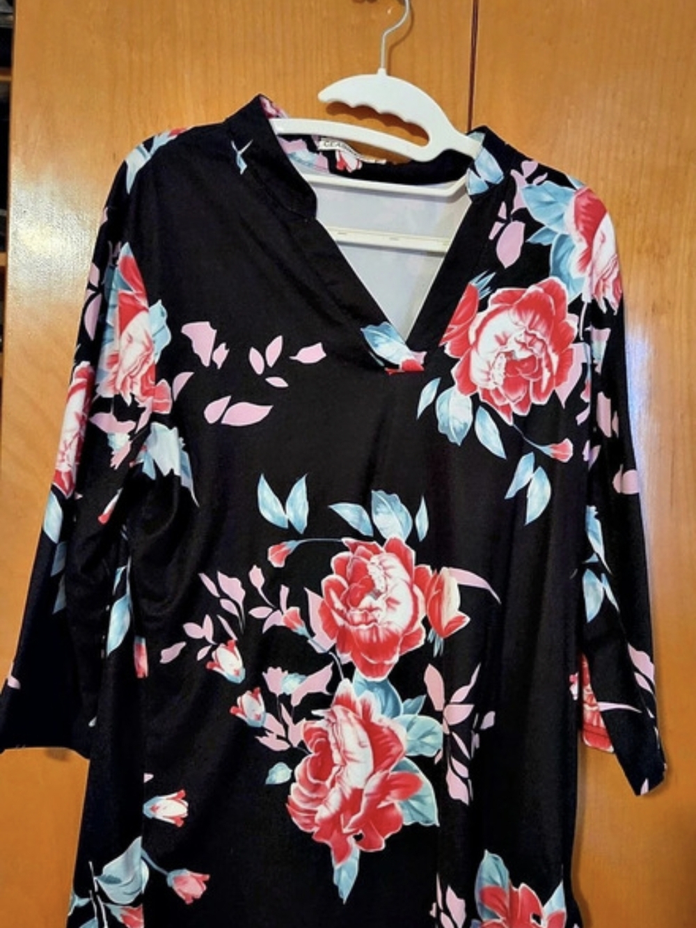 CEASIKERY Women's 3/4 Sleeve Floral V-Neck Casual Tunic Blouse Floral Mini Dress